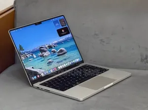 New Laptop Apple MacBook Pro 2021 M1 16GB Intel Core i7 SSD 512GB