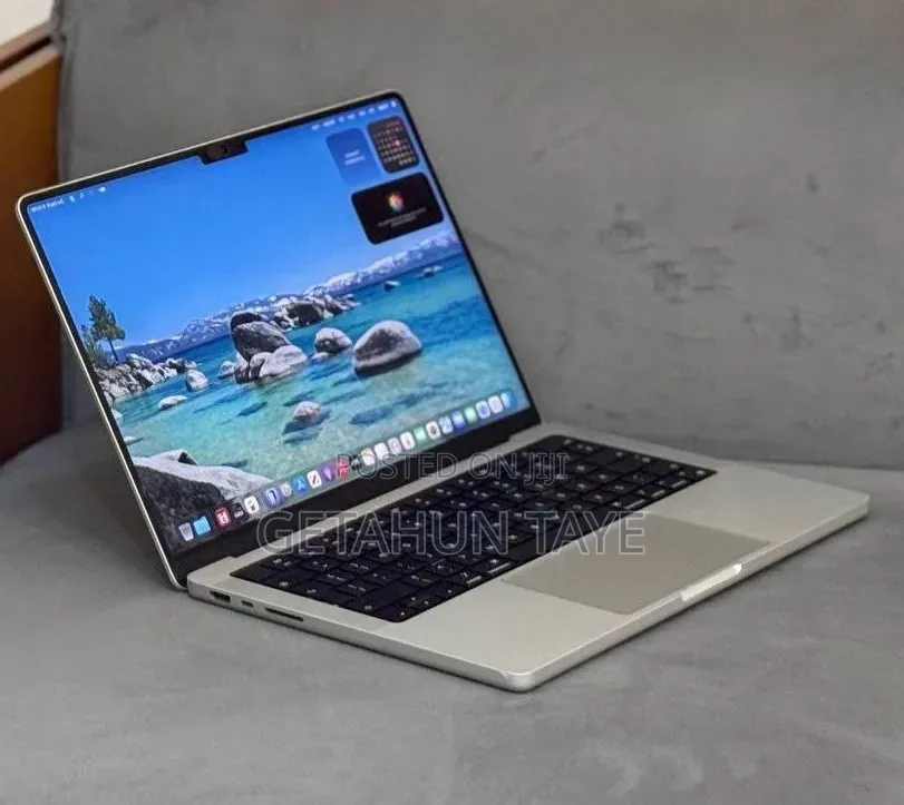 New Laptop Apple MacBook Pro 2021 M1 16GB Intel Core i7 SSD 512GB