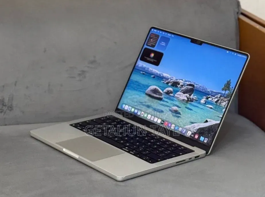 New Laptop Apple MacBook Pro 2021 M1 16GB Intel Core i7 SSD 512GB