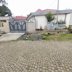 Furnished 3bdrm Villa in Kotobe ከህስፓልት ግልባጭ, Yeka for sale