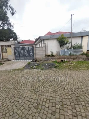 Furnished 3bdrm Villa in Kotobe ከህስፓልት ግልባጭ, Yeka for sale