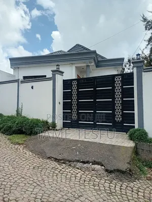 Furnished 5bdrm Villa in ኮቶቤ, Yeka for sale
