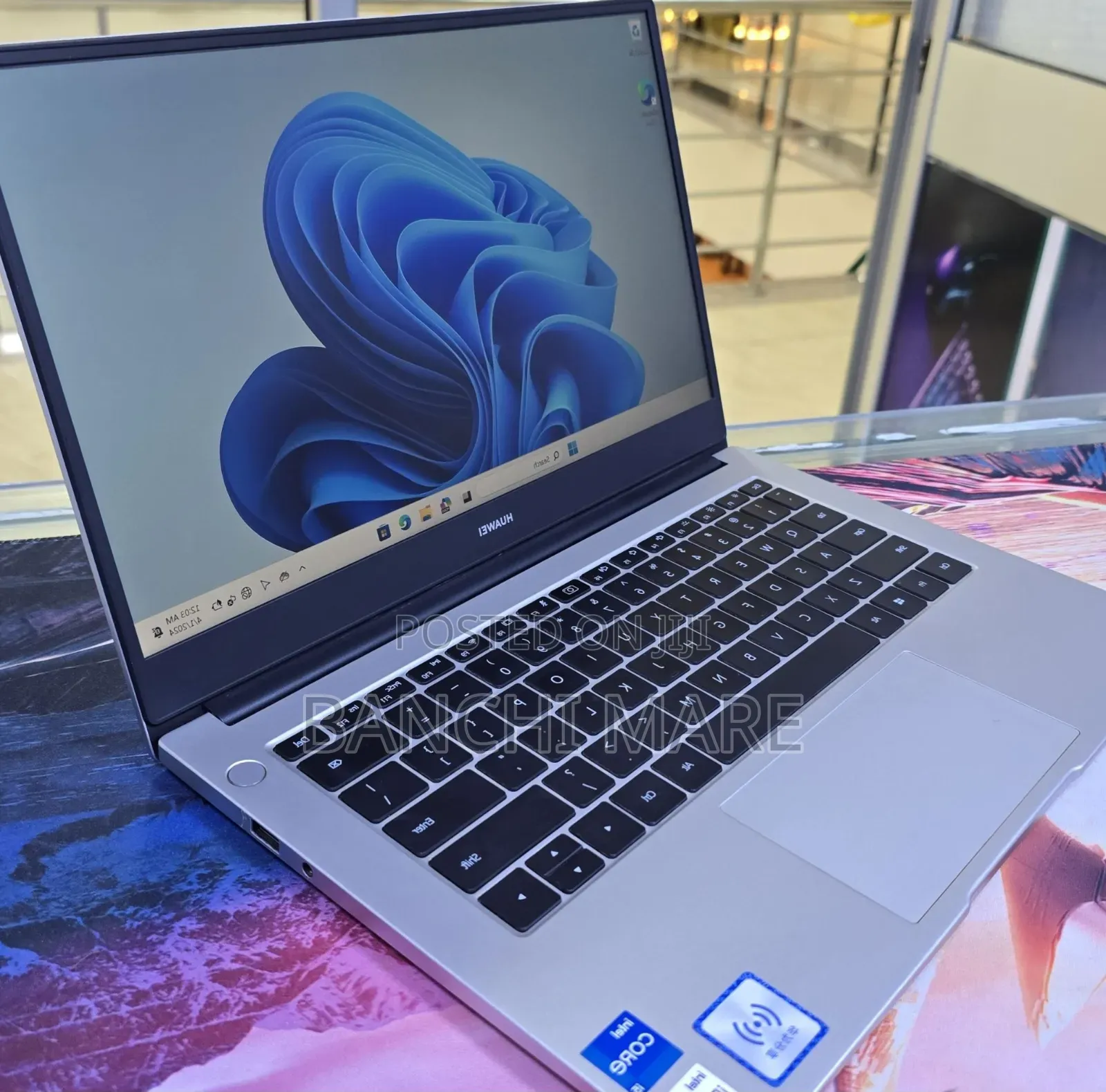 New Laptop Huawei MateBook D 14 16GB Intel Core i5 SSD 512GB