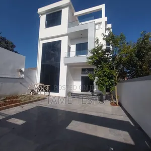 Furnished 8bdrm House in Cmc, Yeka for sale