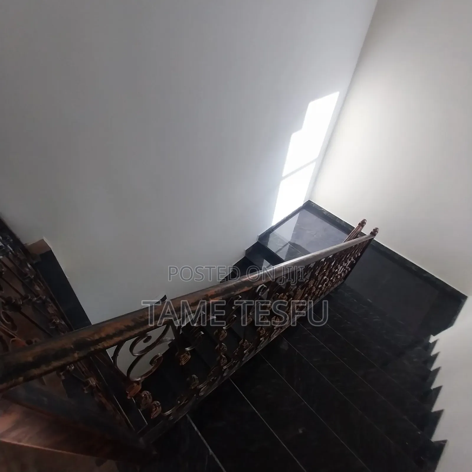 Furnished 8bdrm House in Cmc, Yeka for sale