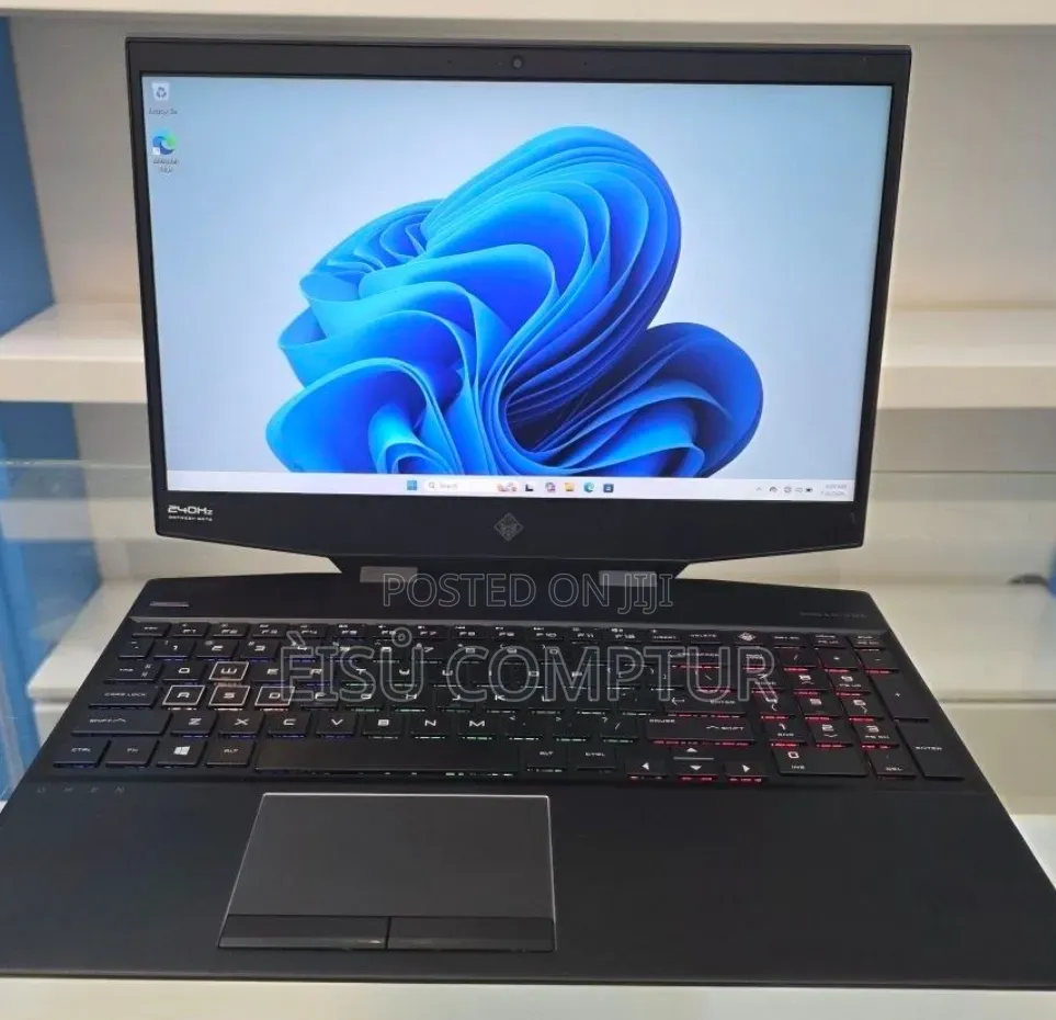 New Laptop HP Omen 15t 16GB Intel Core i7 SSD 1T