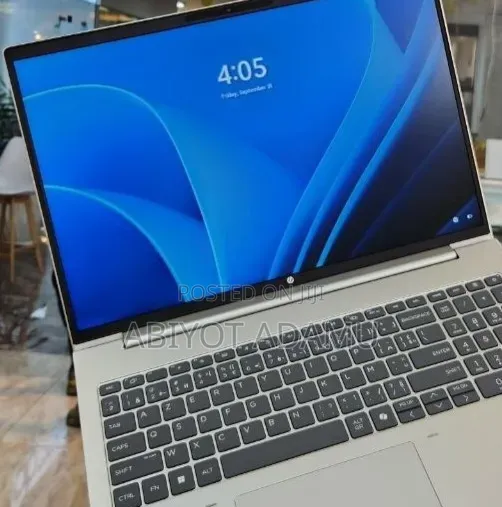 New Laptop HP ProBook 460 G11 16GB Intel Core Ultra 7 SSD 512GB
