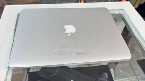 New Laptop Apple MacBook Pro 2015 16GB Intel Core i5 SSD 256GB