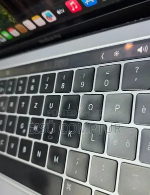 New Laptop Apple MacBook Air 2019 8GB Apple M1 SSD 128GB