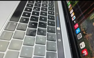 New Laptop Apple MacBook Air 2019 8GB Apple M1 SSD 128GB