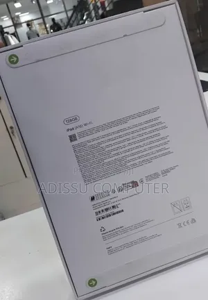 New Apple iPad (2025) 128 GB