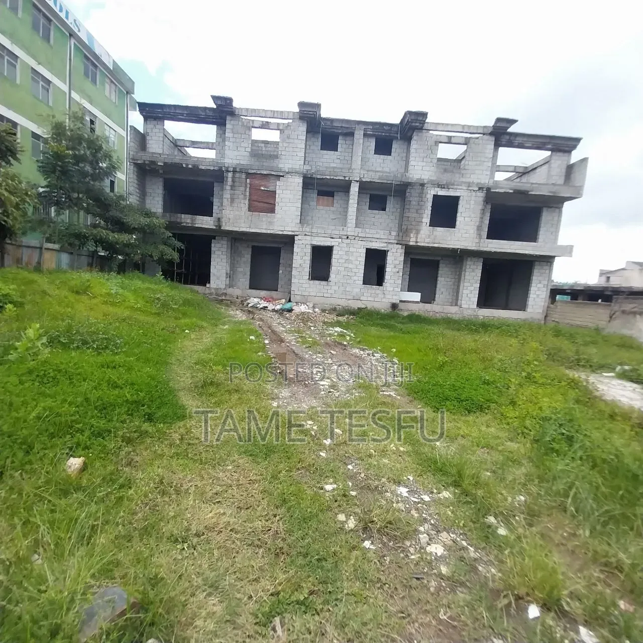 6bdrm House in Cmc, Yeka for sale