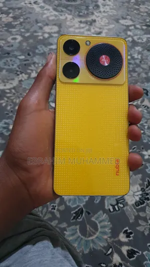 ZTE Nubia Music 128 GB Yellow