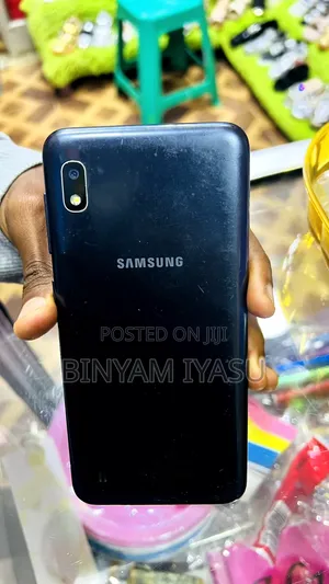 New Samsung A10 32 GB Blue