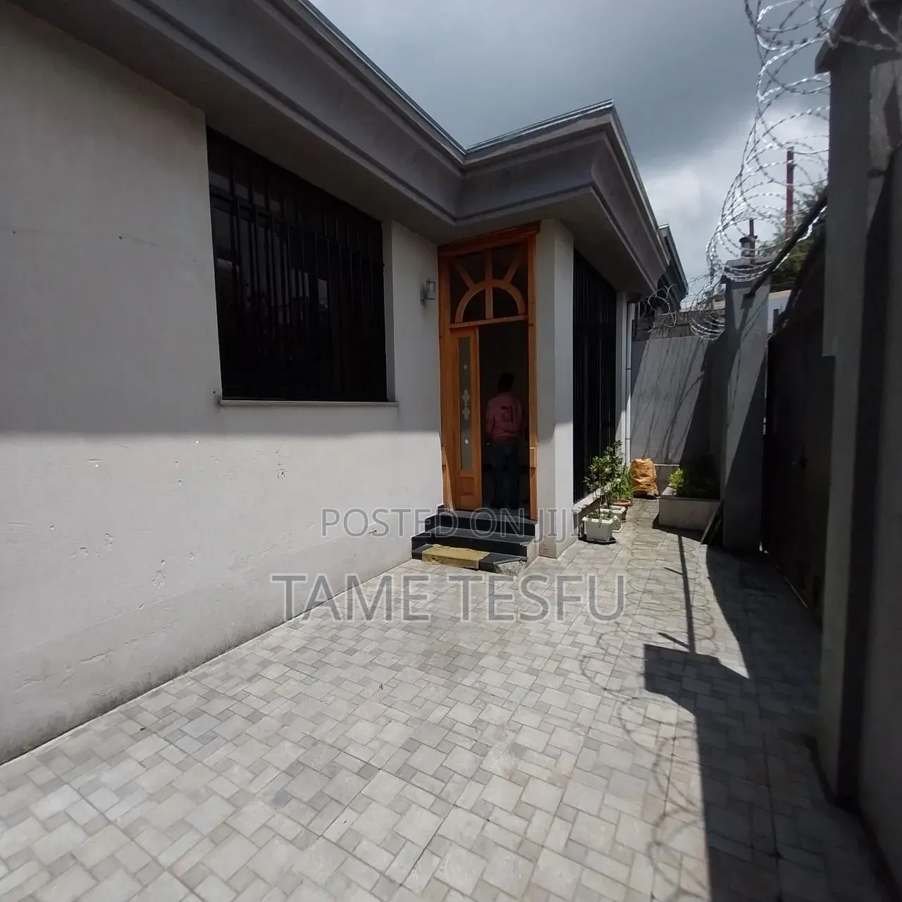 Furnished 3bdrm Villa in Kotobe, Yeka for sale