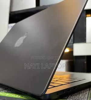 New Laptop Apple MacBook Pro 2024 M4 Max 48GB Apple M4 Max SSD 2T