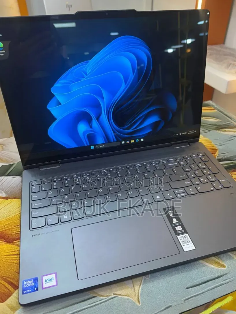 New Laptop Lenovo ThinkPad Yoga 16GB Intel Core Ultra 7 SSD 1T