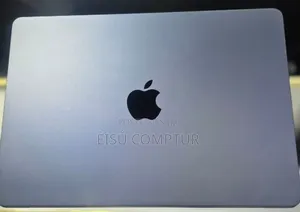 New Laptop Apple MacBook Air 2024 M3 8GB Apple M3 SSD 256GB