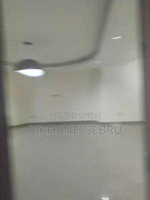 4bdrm Apartment in Luxury Apartiment, Bole for rent