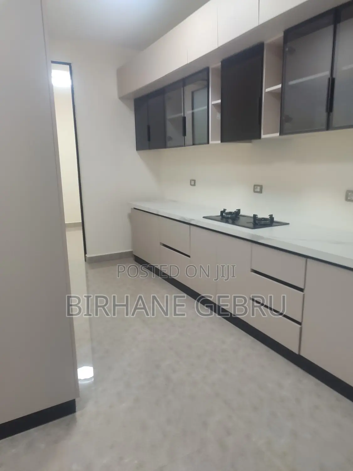 4bdrm Apartment in Luxury Apartiment, Bole for rent
