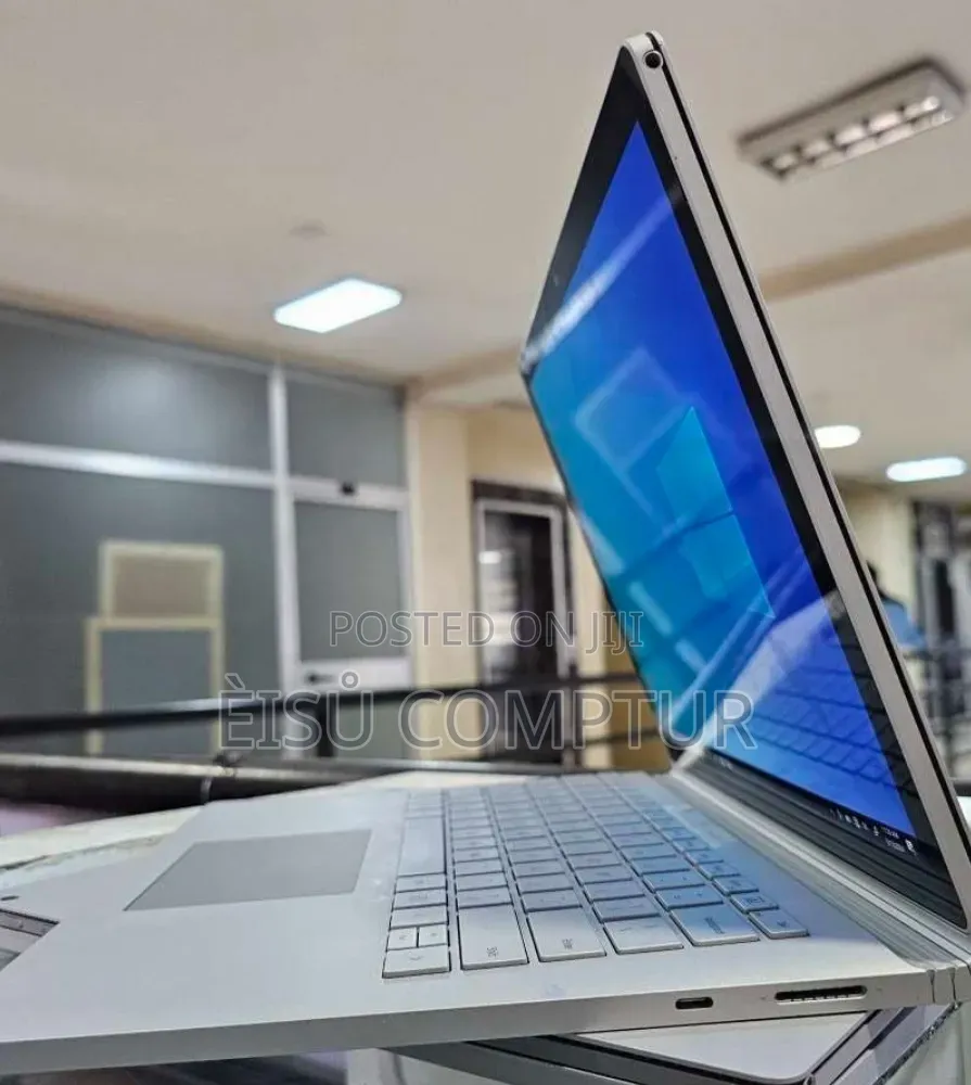 New Laptop Microsoft Surface Book 3 16GB Intel Core i7 SSD 256GB