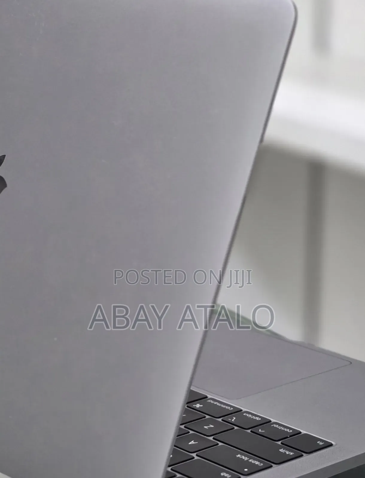 New Laptop Apple MacBook Pro 2019 16GB Intel Core i7 SSD 1T
