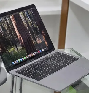 New Laptop Apple MacBook Pro 2019 16GB Intel Core i7 SSD 1T