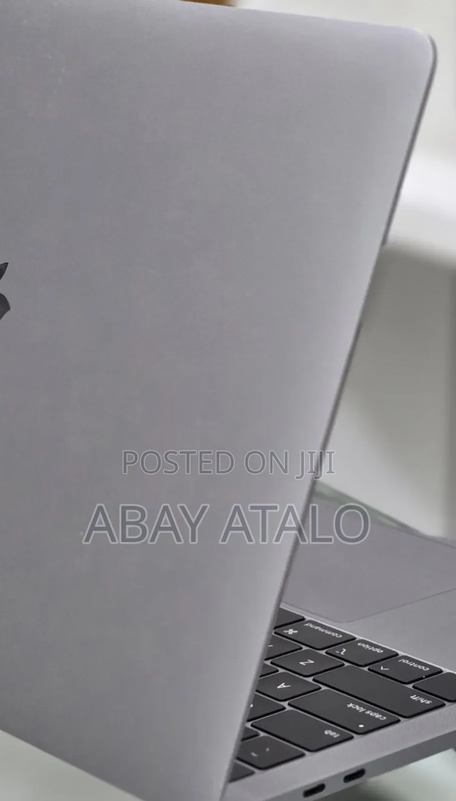 New Laptop Apple MacBook Pro 2019 16GB Intel Core i7 SSD 1T
