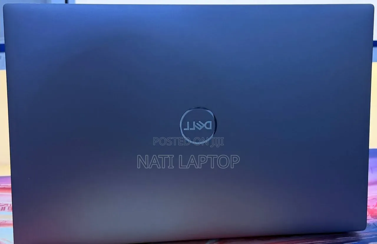 New Laptop Dell Precision 5560 16GB Intel Core i9 SSD 512GB