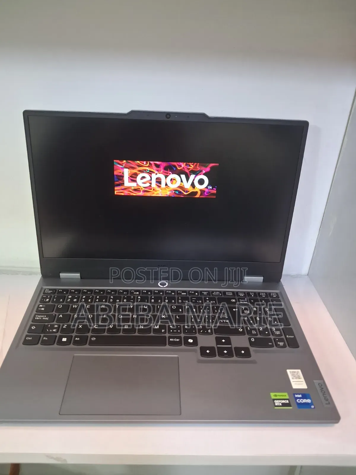 New Laptop Lenovo LOQ 15IRH8 16GB Intel Core i7 SSD 512GB