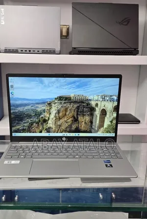 New Laptop HP Stream Notebook 16GB Intel Core i7 SSD 1T