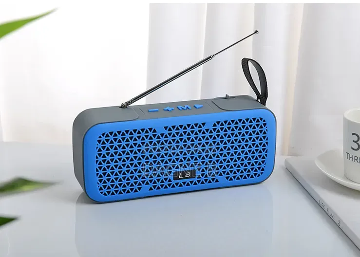 Bluetooth Speaker L8 FM Radio Media ብሉቲዝ ስፒከር