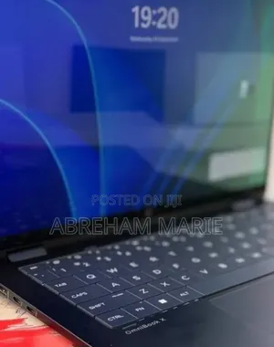 New Laptop HP OmniBook X Flip 14" 32GB Intel Core Ultra 7 SSD 1T