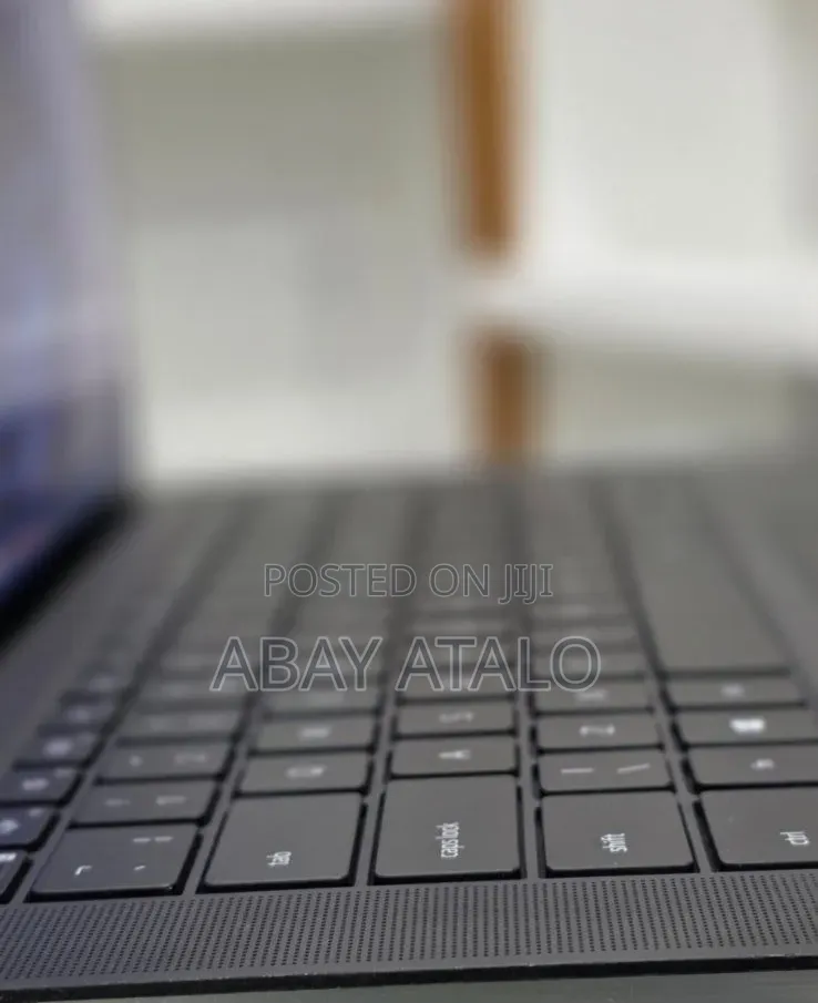 New Laptop Dell Precision 5560 16GB Intel Core i7 SSD 512GB