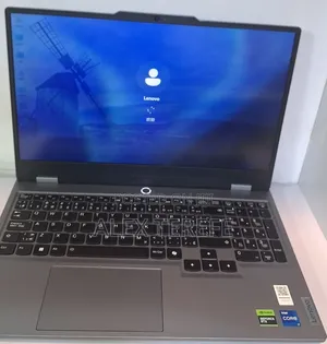 New Laptop Lenovo LOQ 15AHP10 16GB Intel Core i7 SSD 1T