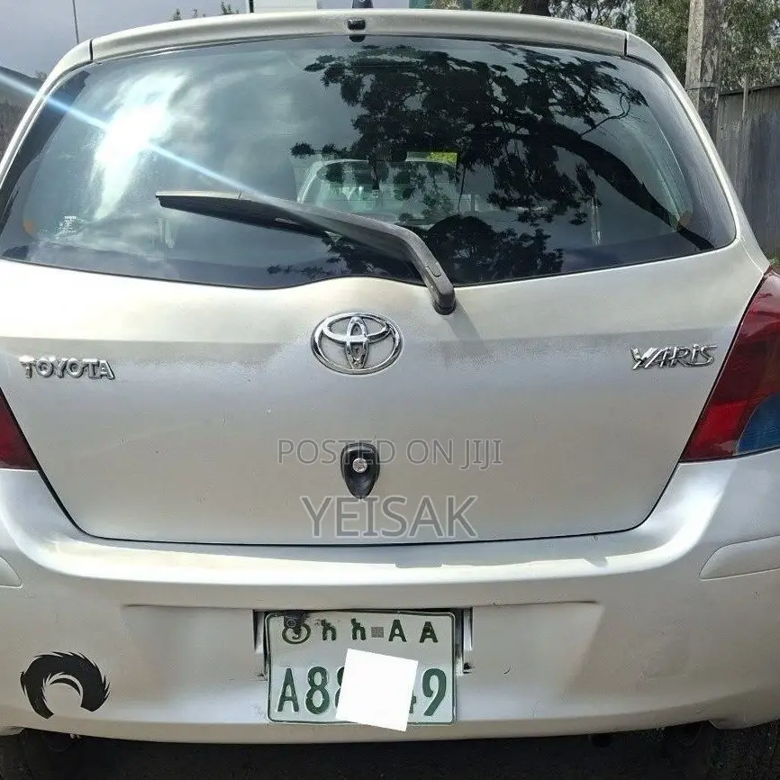 Toyota Yaris 2009 Silver