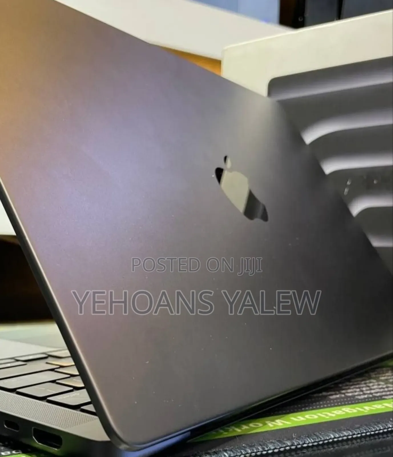 New Laptop Apple MacBook Pro 2024 M4 Max 48GB Apple M4 Max SSD 2T