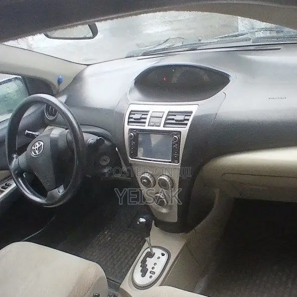 Toyota Yaris 2007 Silver