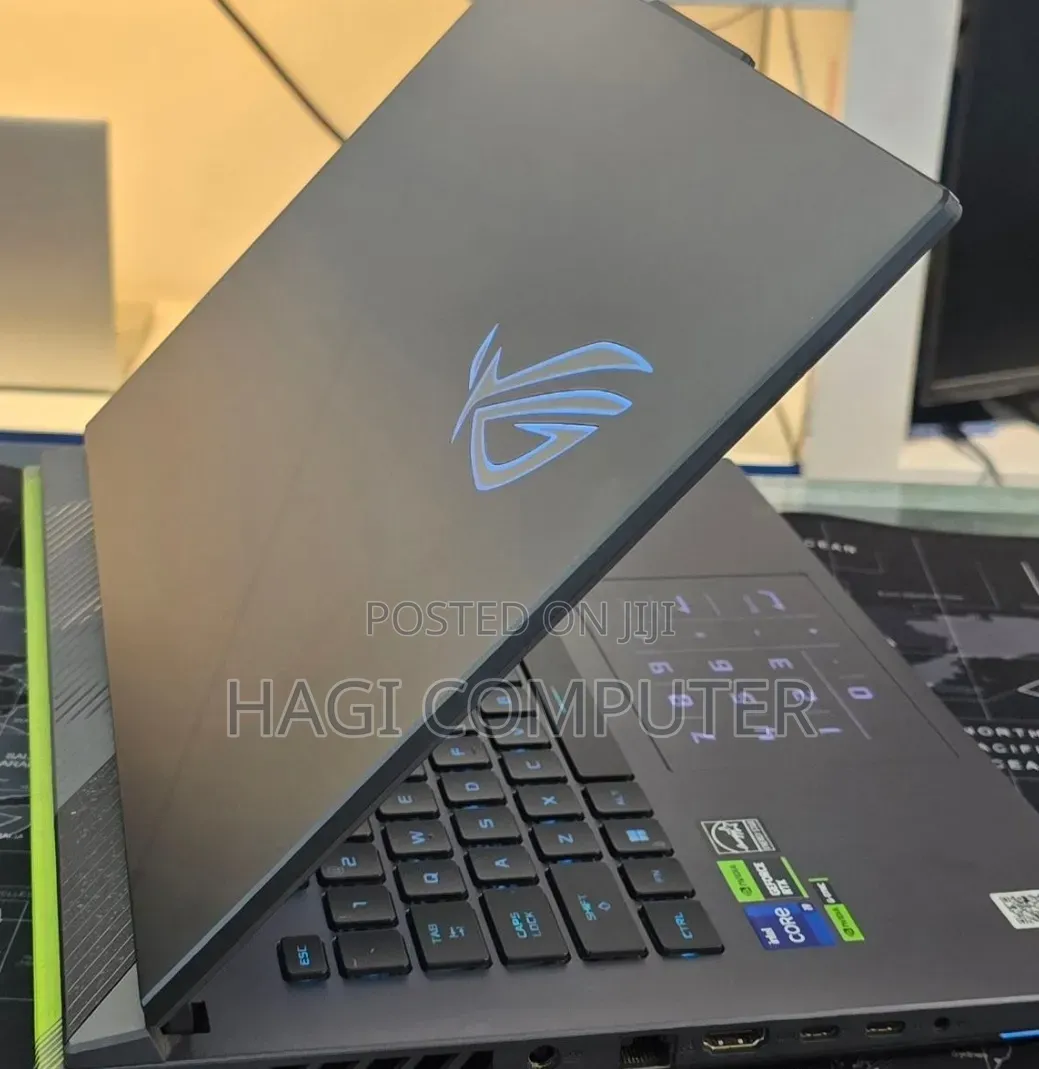 New Laptop Asus ROG Strix G15 16GB Intel Core i9 SSD 1T