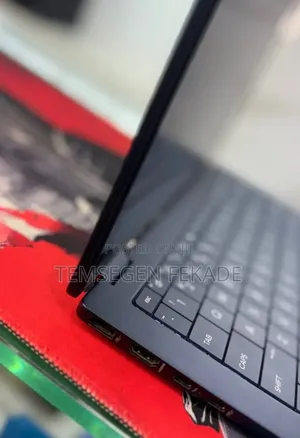 New Laptop HP OmniBook X Flip 14" 32GB Intel Core Ultra 7 SSD 1T