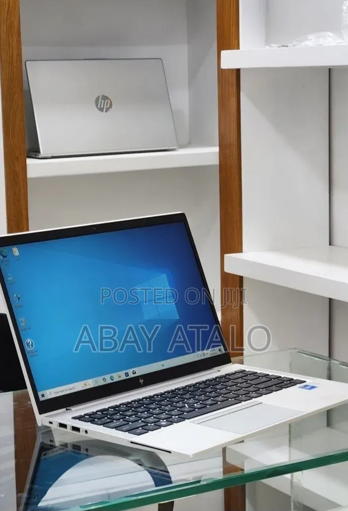 New Laptop HP EliteBook 840 G8 16GB Intel Core i5 SSD 512GB
