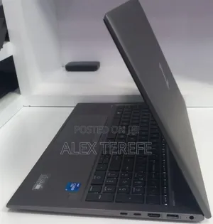 New Laptop HP ZBook Fury 15 G8 16GB Intel Core i7 SSD 512GB