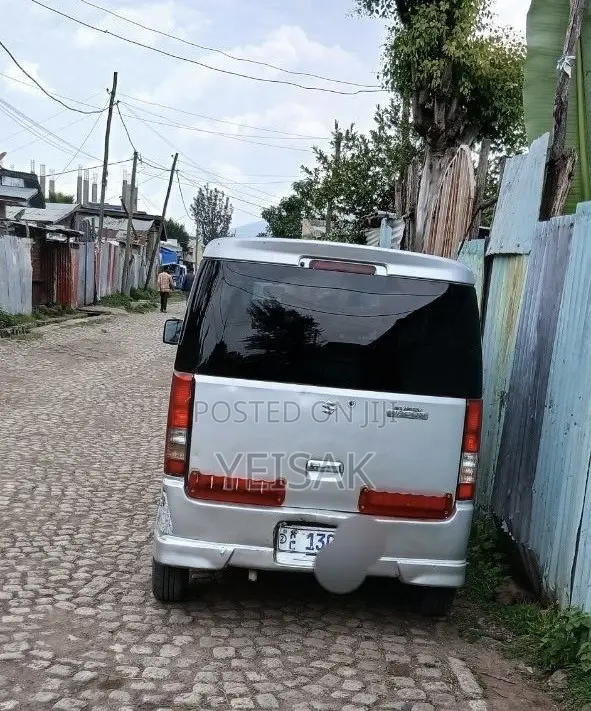Suzuki APV Minibus 2012 Silver