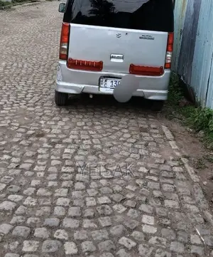 Suzuki APV Minibus 2012 Silver