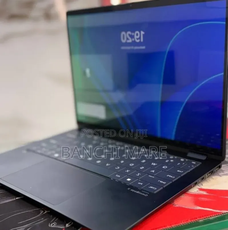 New Laptop HP OmniBook X Flip 14" 32GB Intel Core Ultra 7 SSD 1T