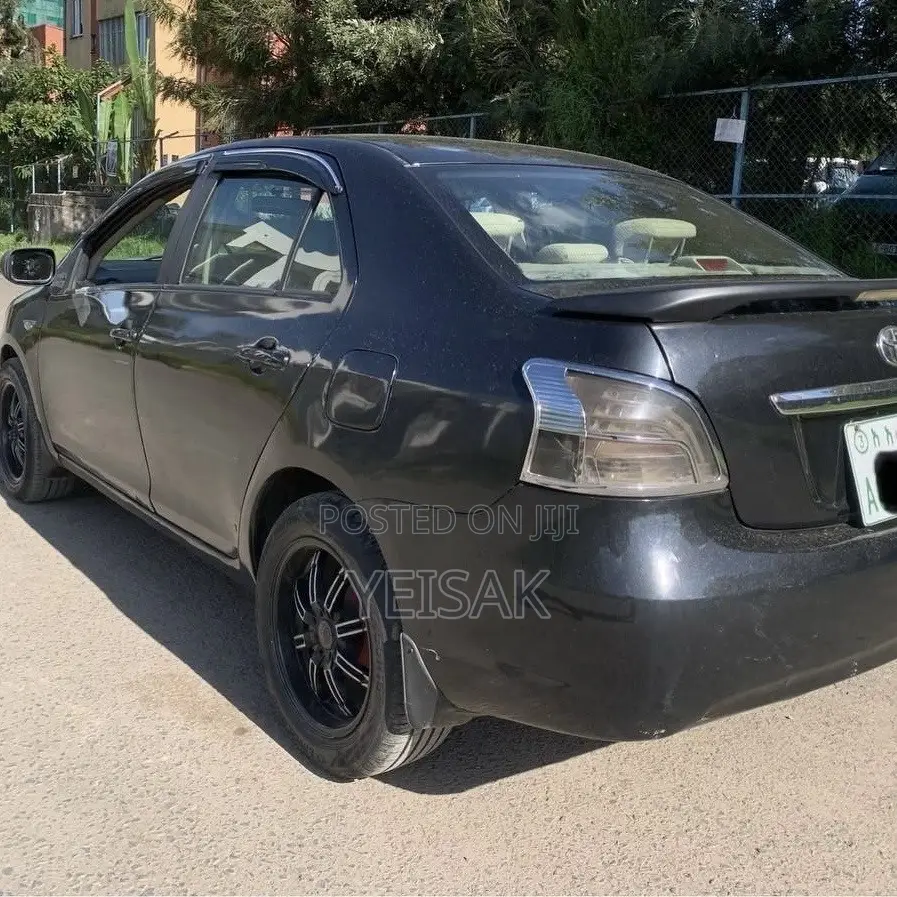 Toyota Yaris 2007 Black