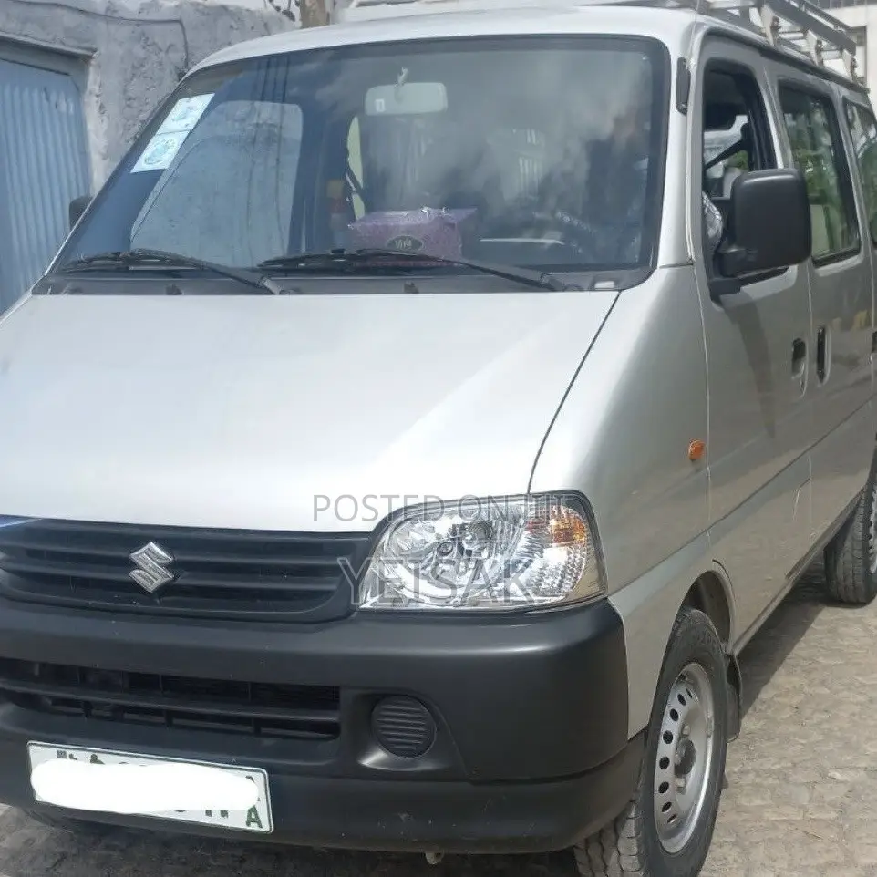 Suzuki Eeco 2024 Silver