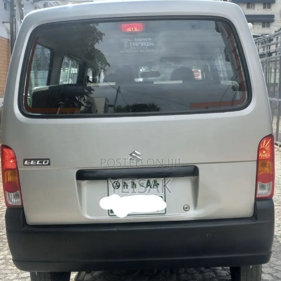 Suzuki Eeco 2024 Silver