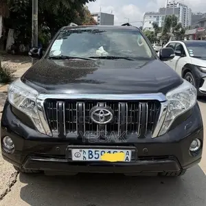 Toyota Land Cruiser 2014 Black