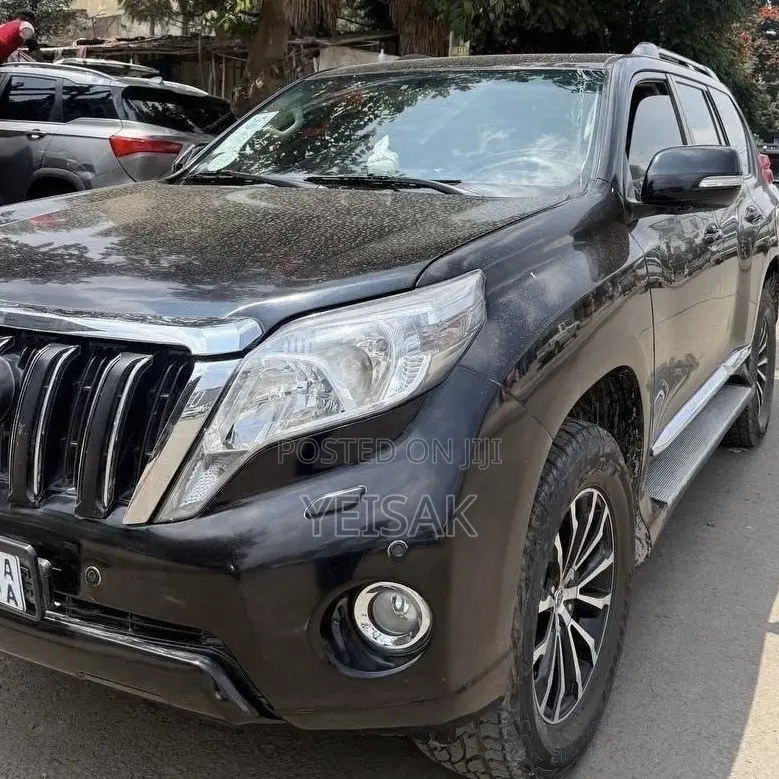 Toyota Land Cruiser 2014 Black